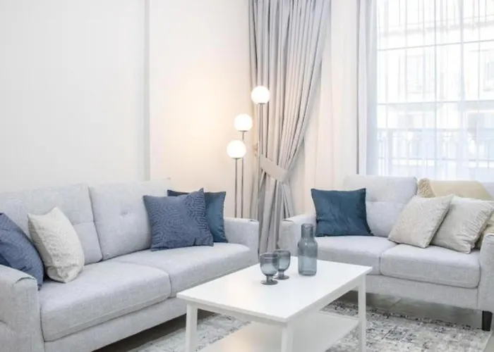 Aws Holiday Homes - Indulge In Elegance